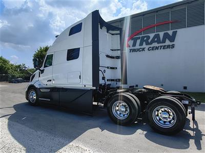 2027 Volvo VNL64T860
