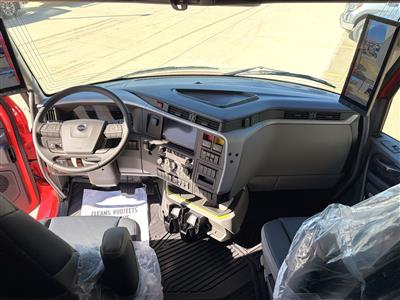 2027 Volvo VNL840
