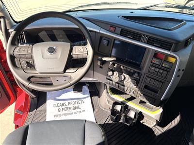 2027 Volvo VNL840