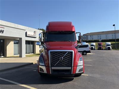 2022 Volvo VNL64T760