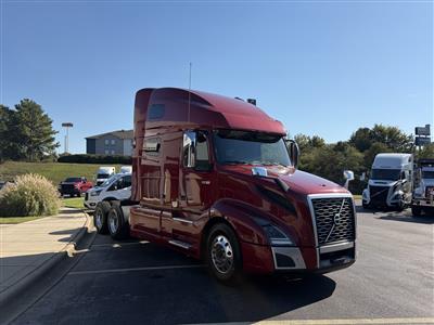 2022 Volvo VNL64T760