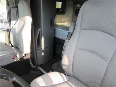 2023 Volvo VNL64T740