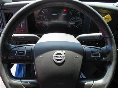 2023 Volvo VNL64T760
