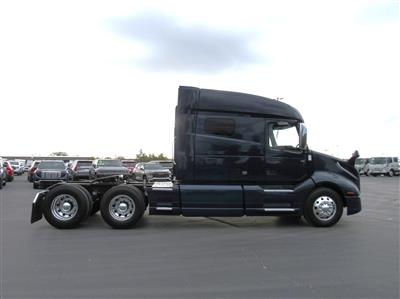 2023 Volvo VNL64T740