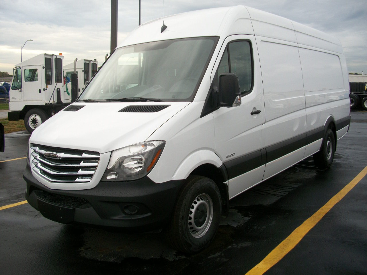 Mercedes Sprinter Freightliner – OYEF