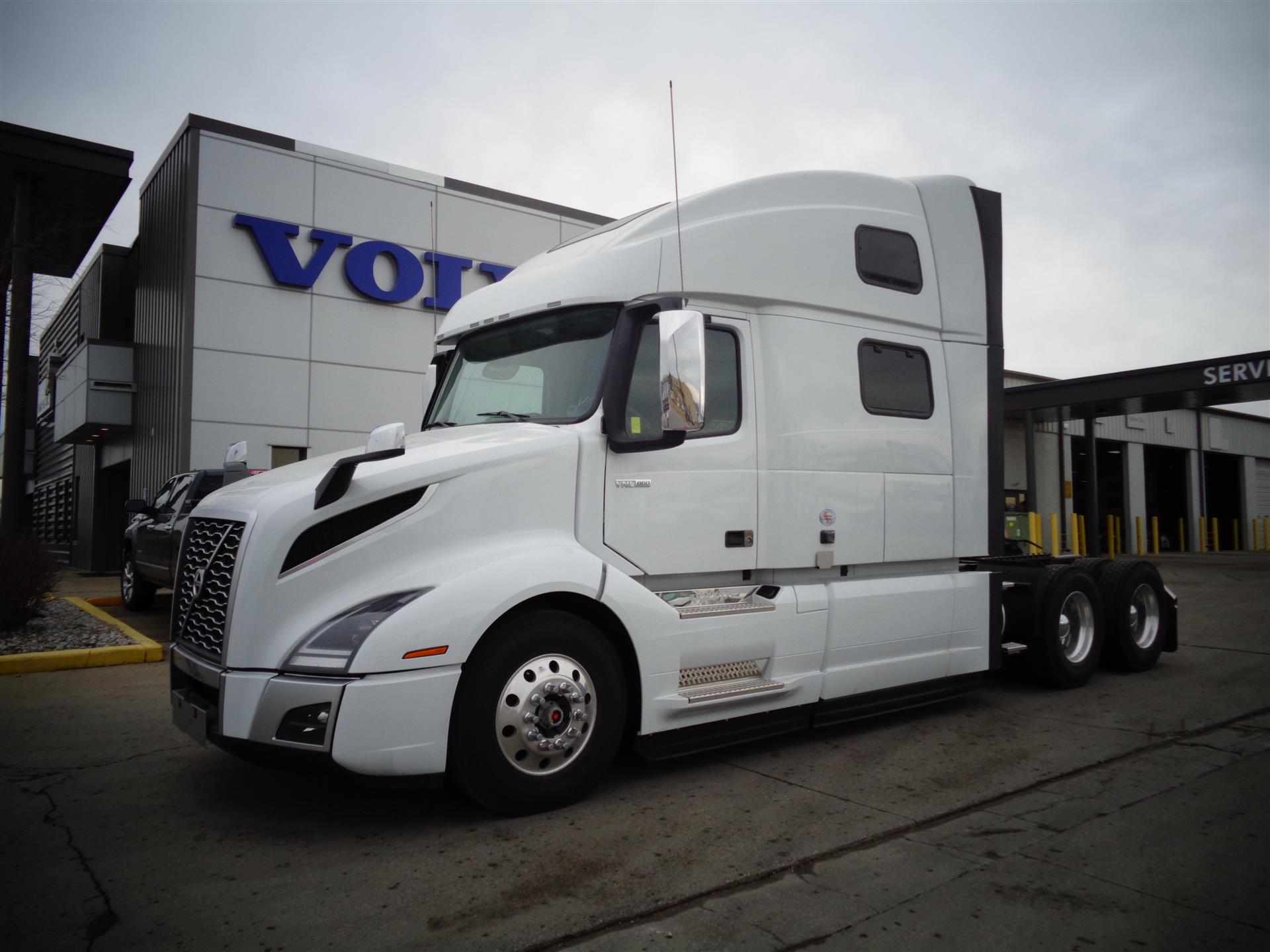 2019 Volvo VNL64T860