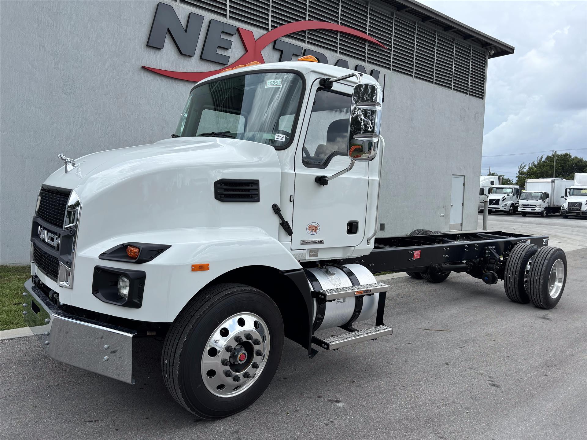 2025 Mack MD6 42R