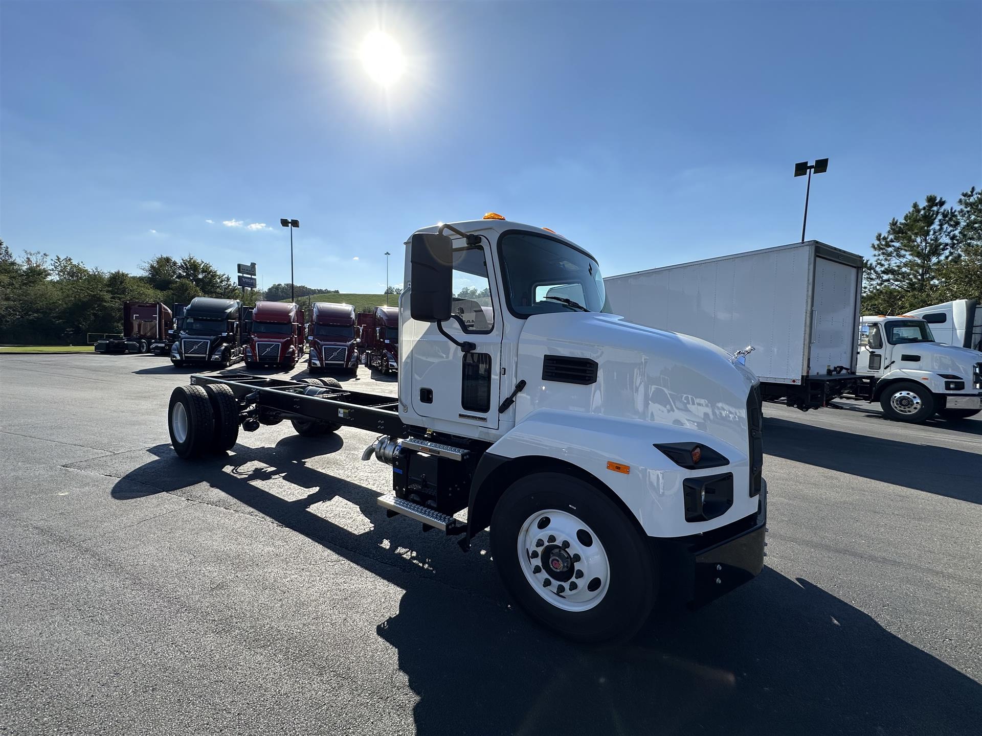 2025 Mack MD6 42R