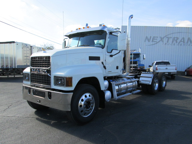 2024 Mack PI64T