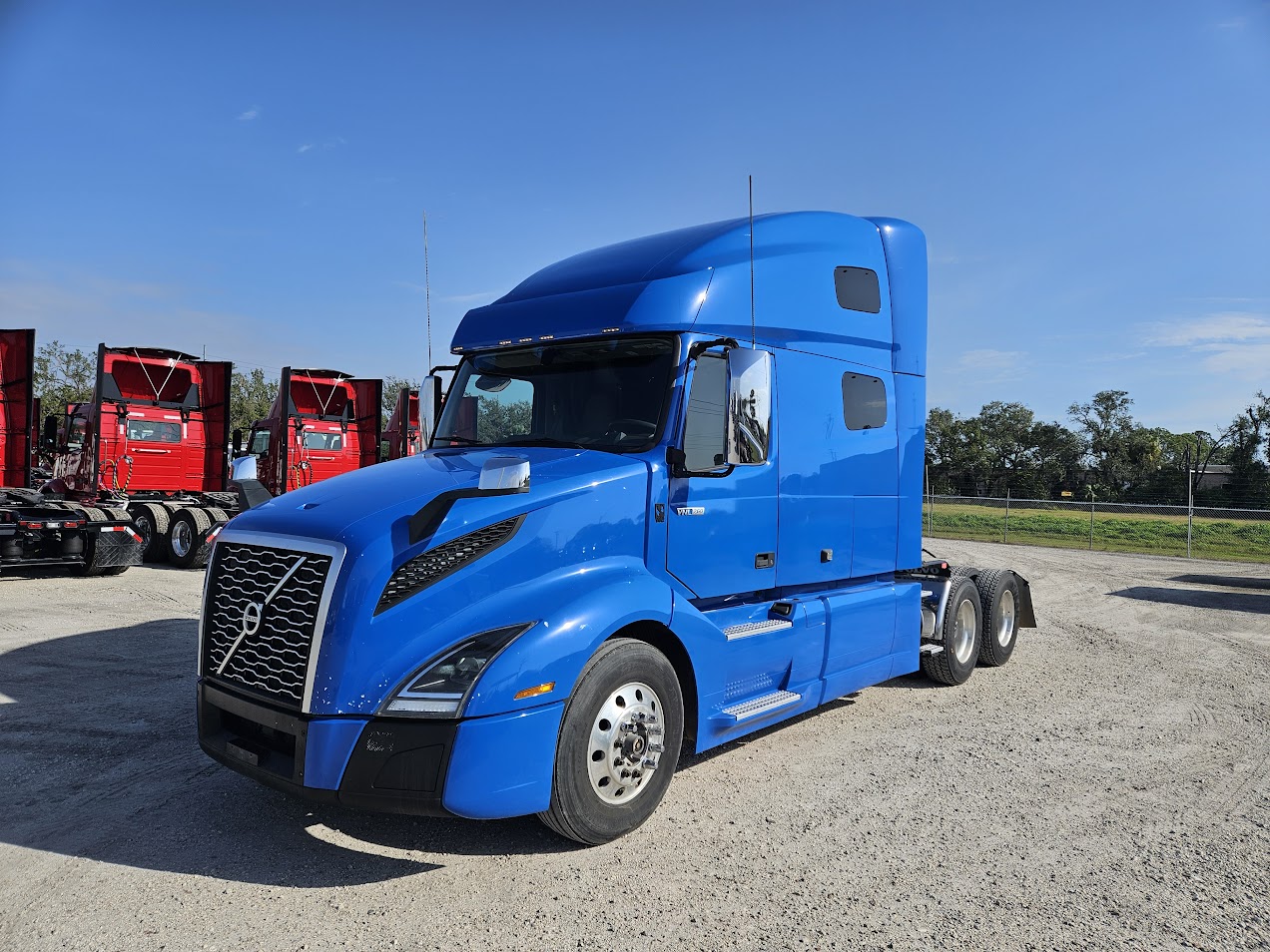 2020 Volvo VNL64T760