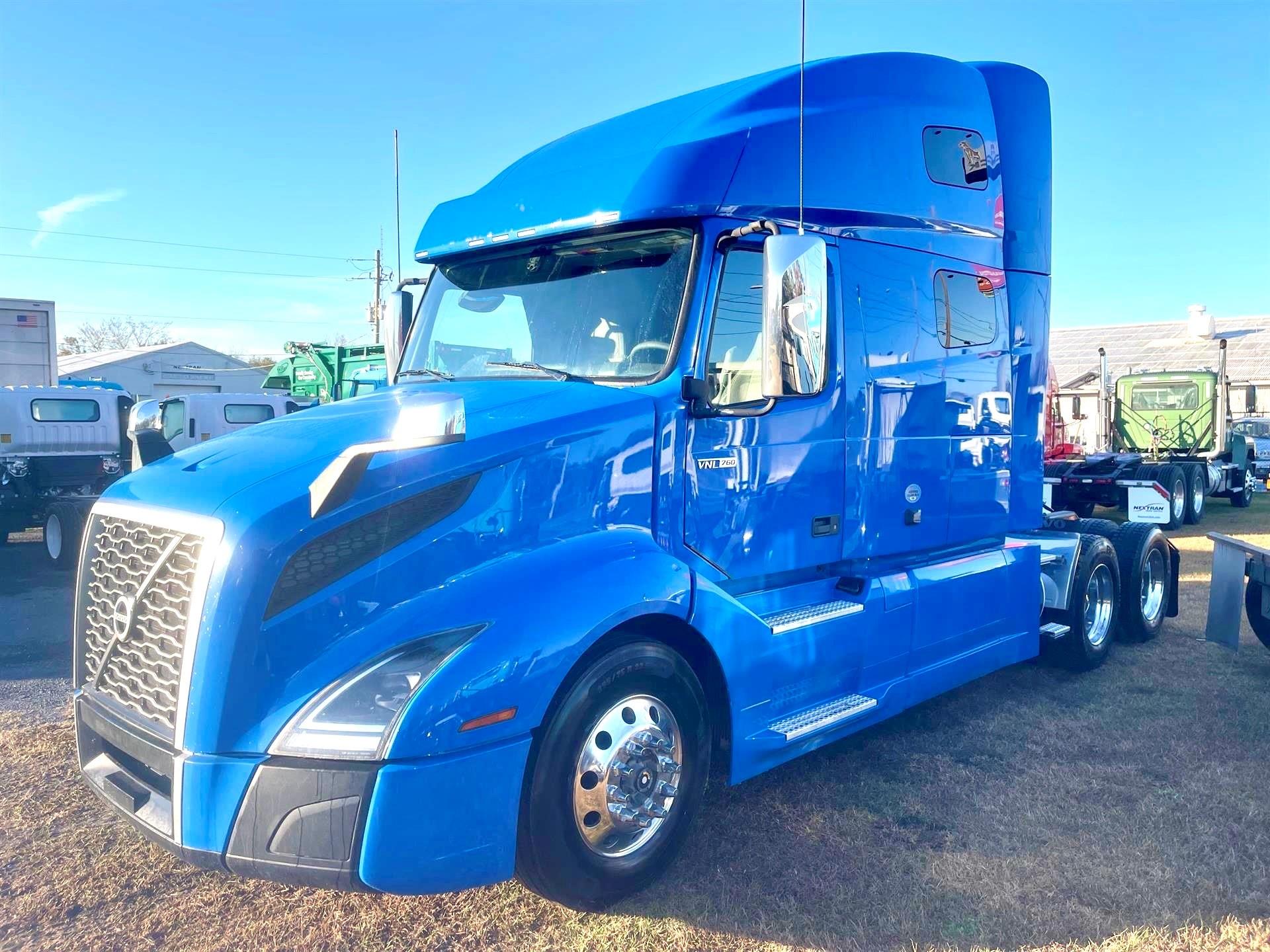 2020 Volvo VNL64T760