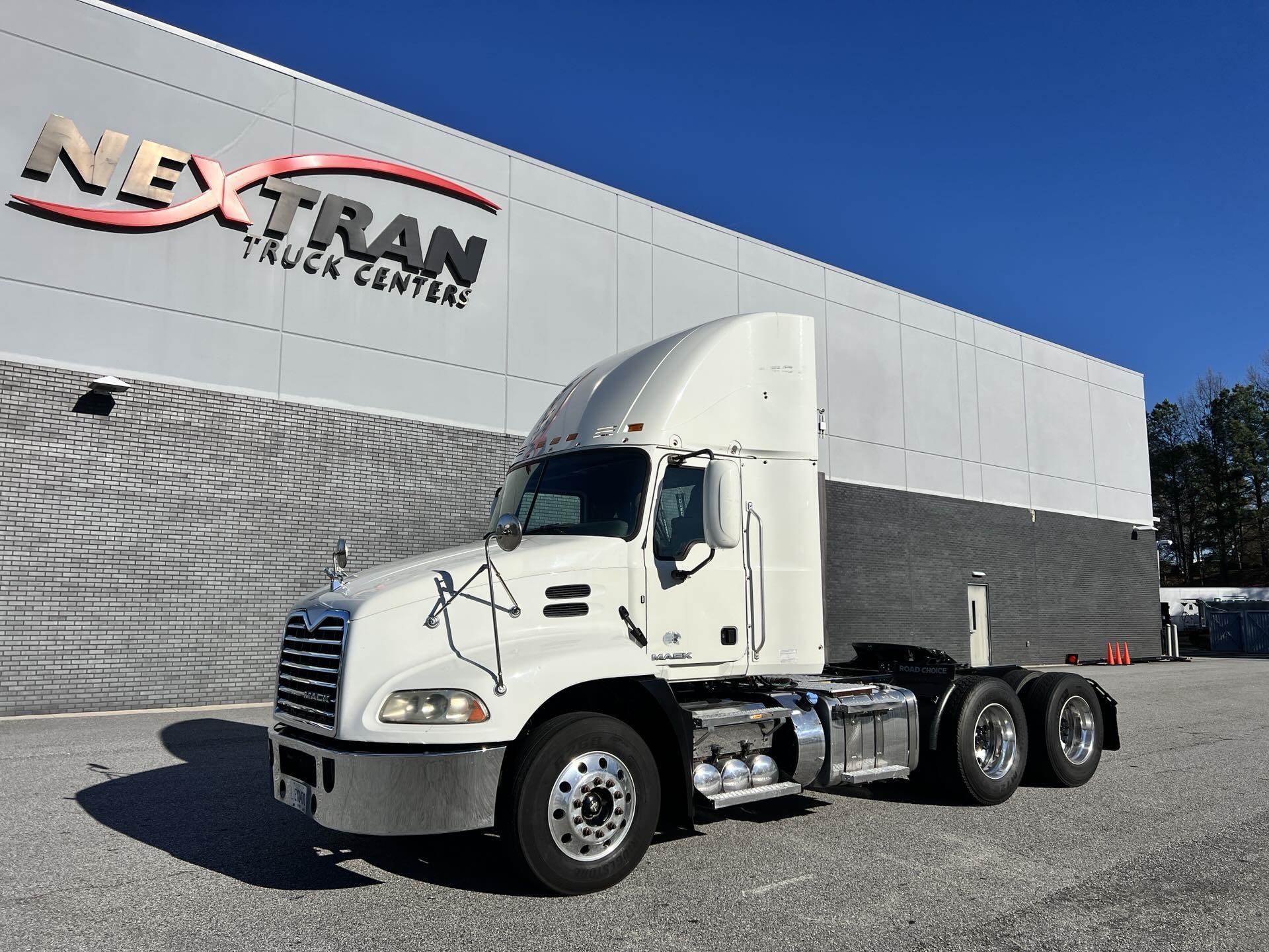 2017 Mack CXU613