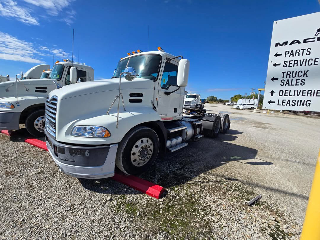 2013 Mack CXU613