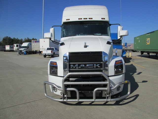 2024 Mack AN64T