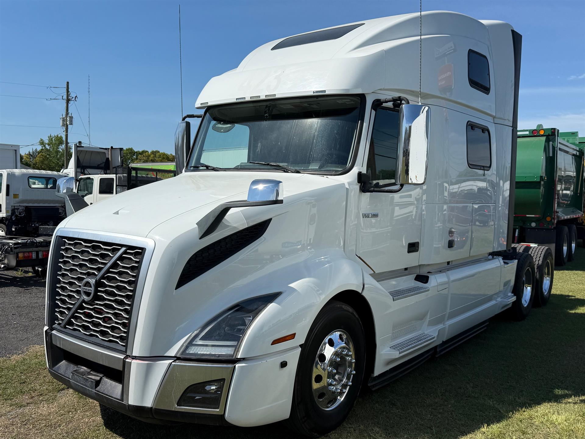 2020 Volvo VNL64T860