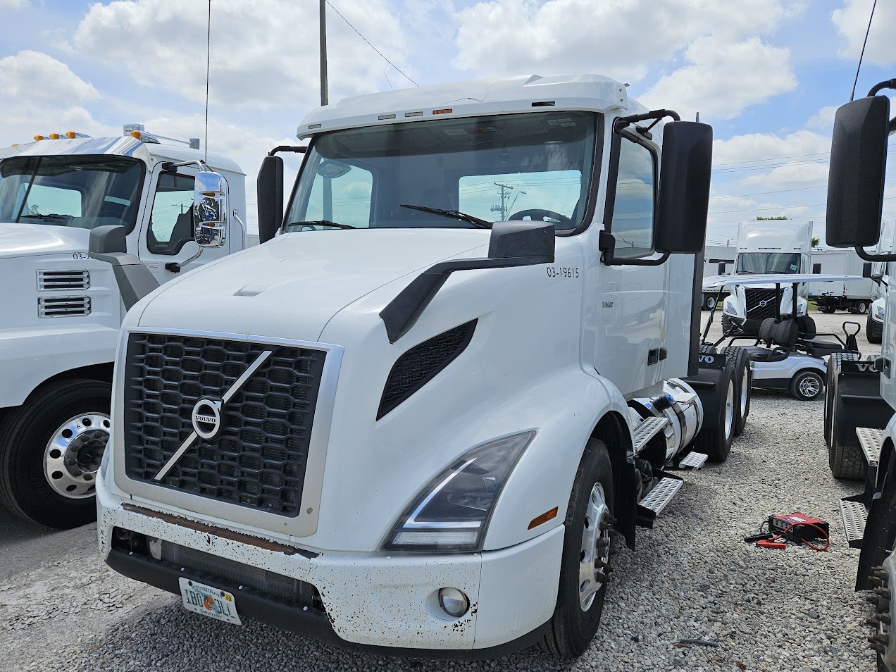 2019 Volvo VNL64T300
