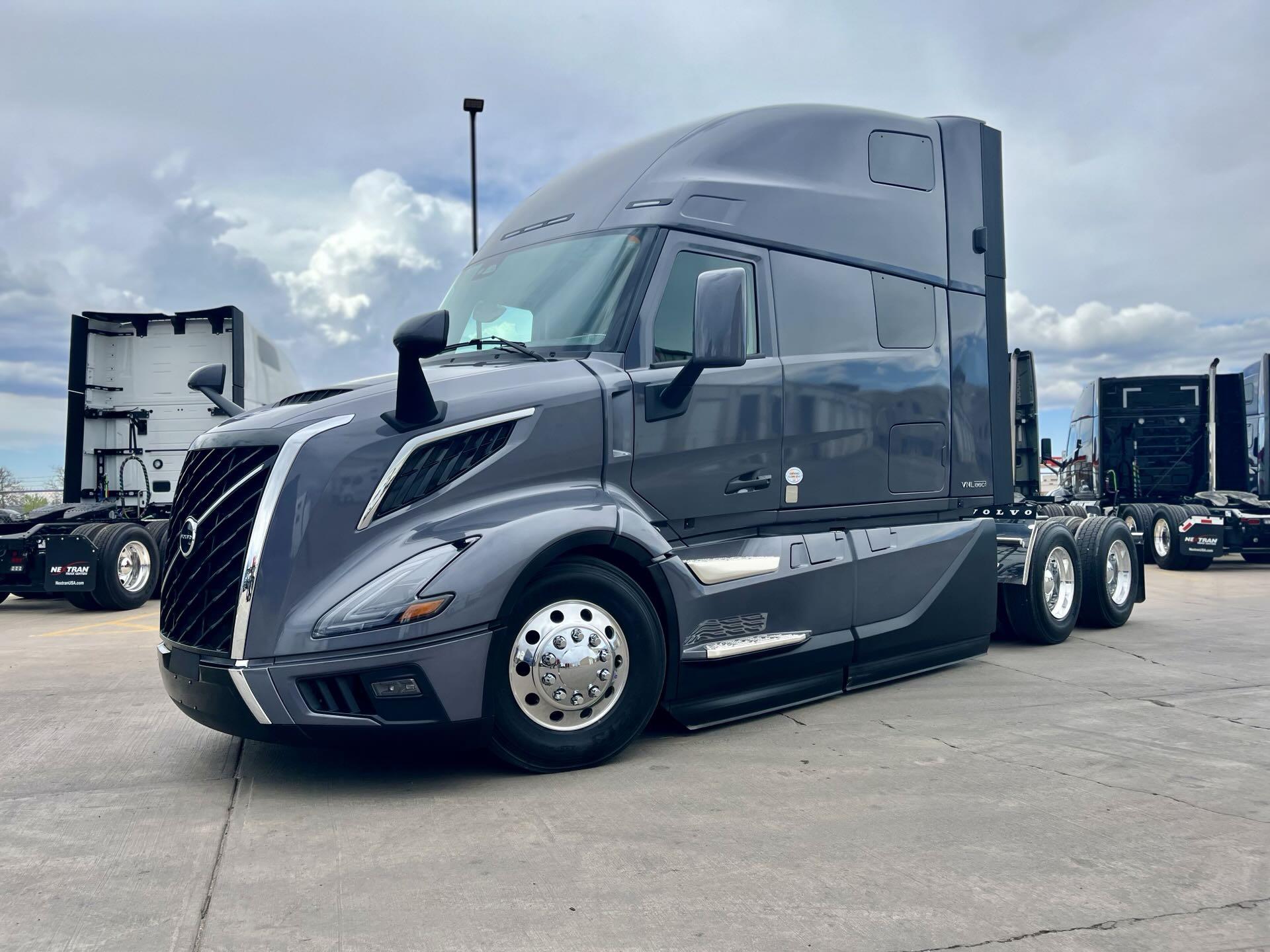 2026 Volvo VNL64T860