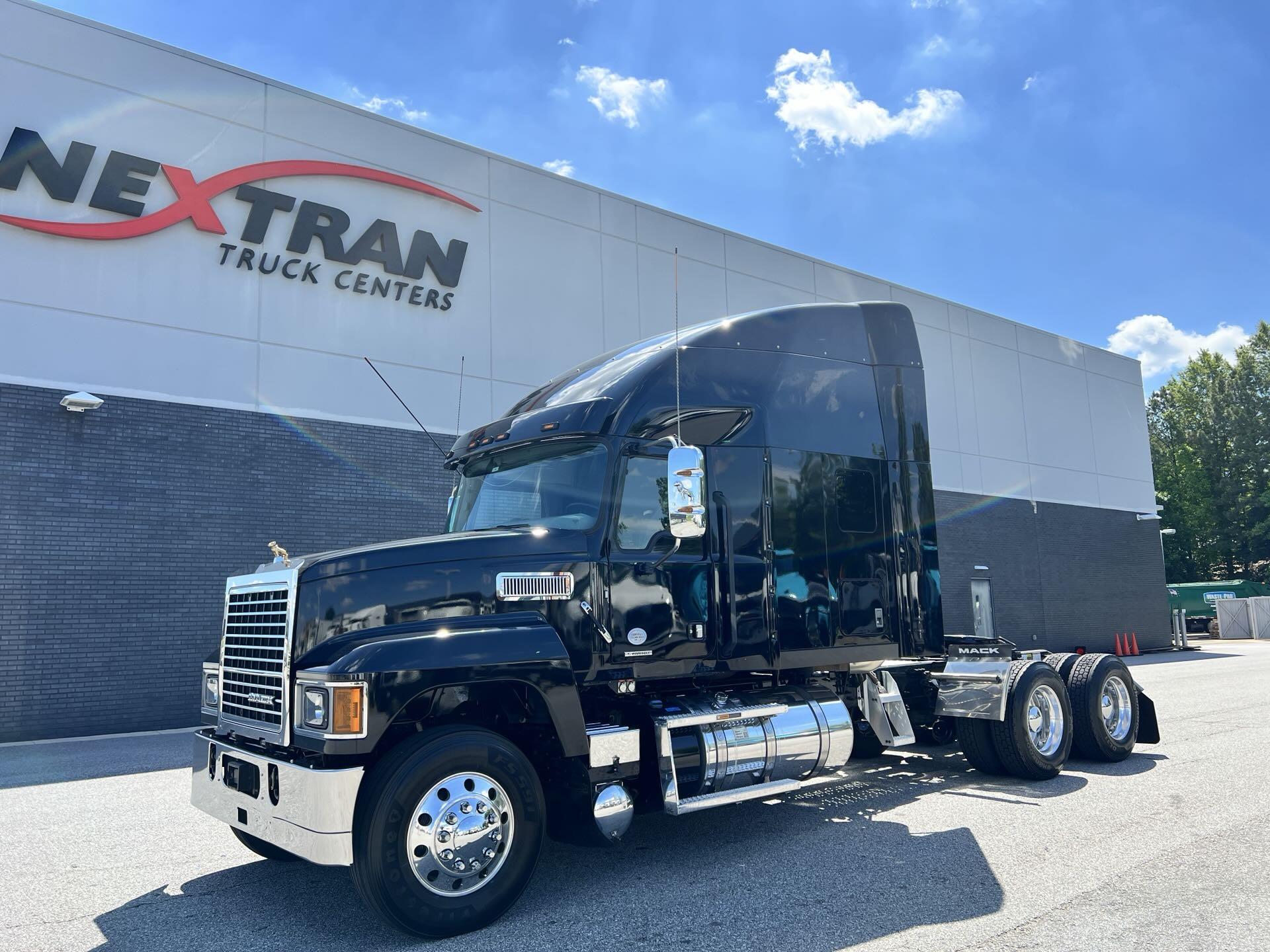 2020 Mack PI64T