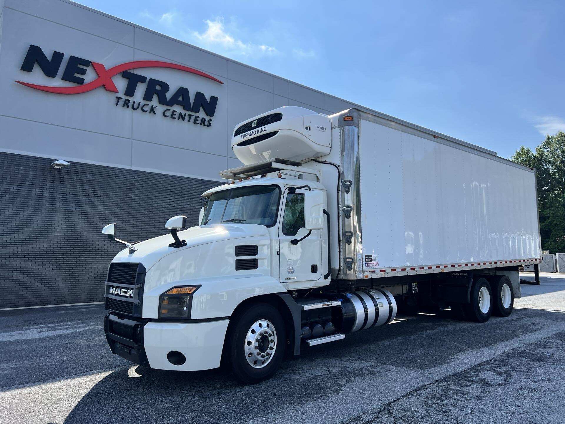 2019 Mack ANTHEM 64T DAYCAB
