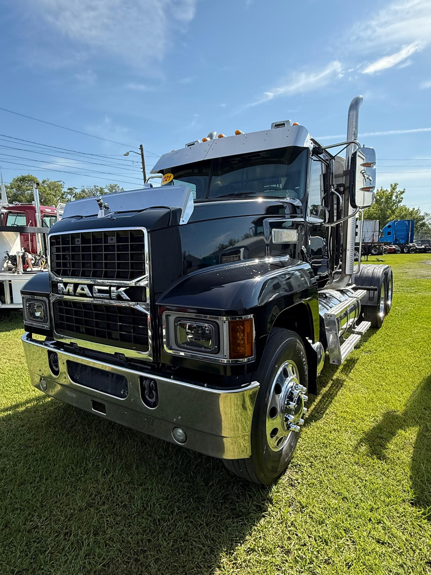 2021 Mack PI64T
