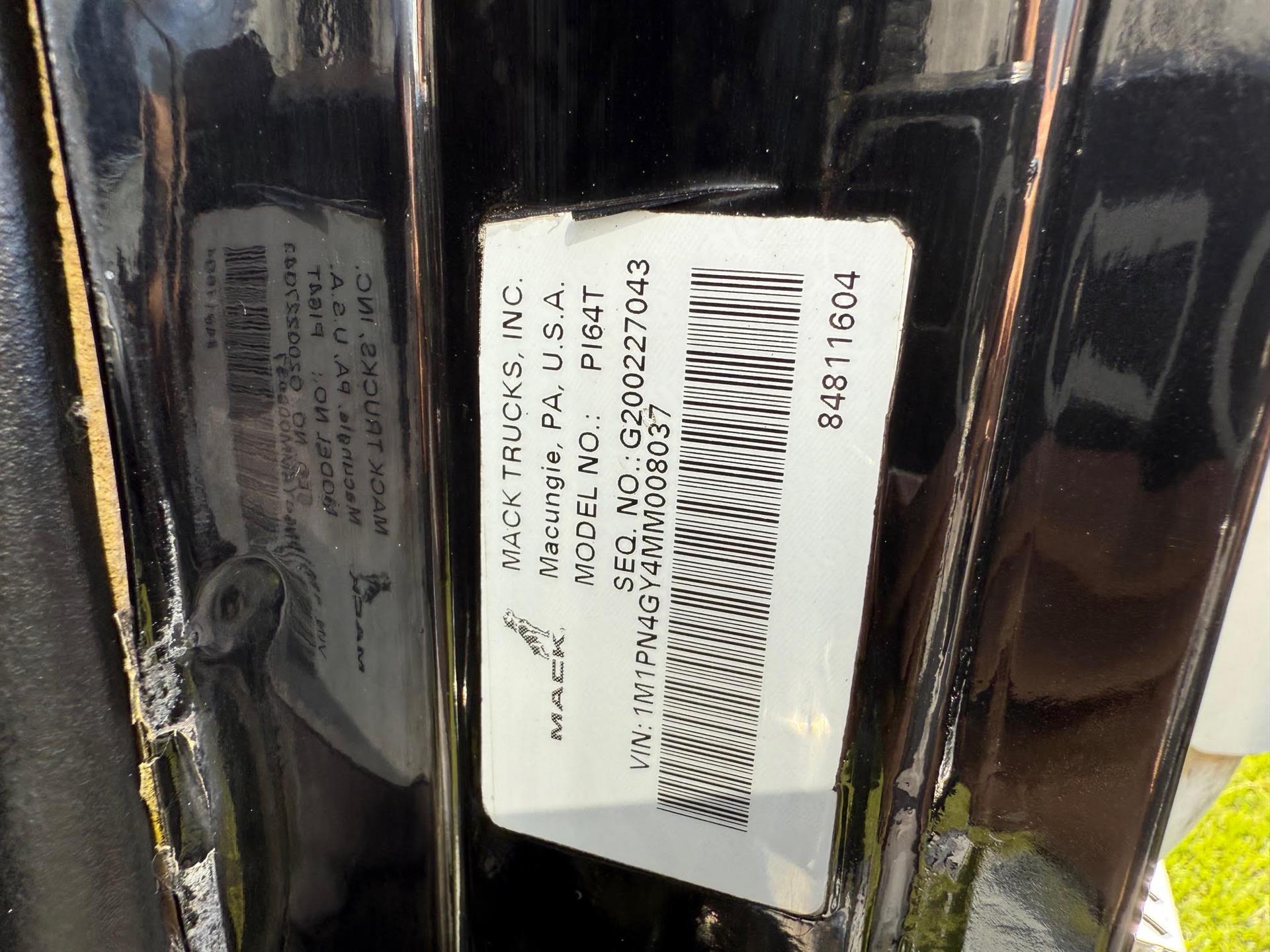 2021 Mack - image 10