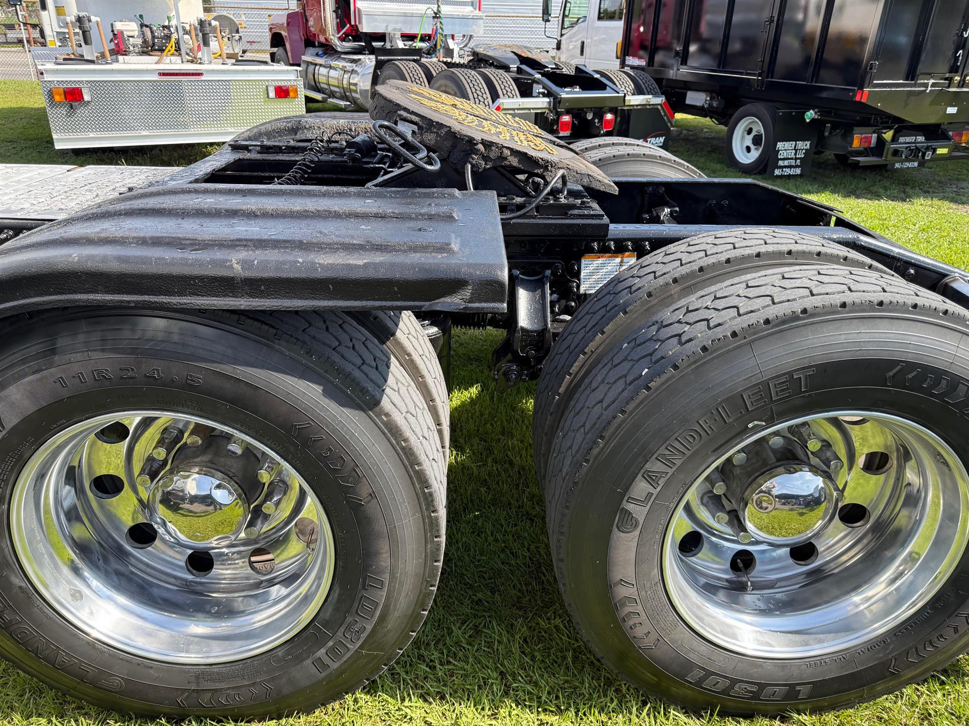 2021 Mack - image 11