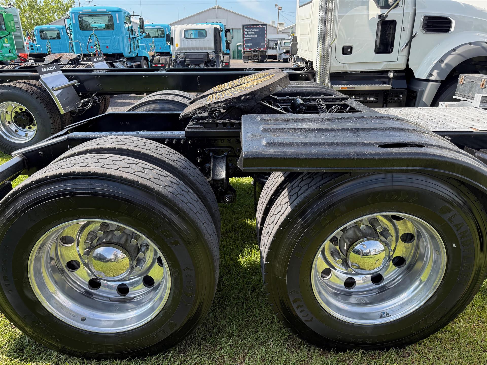 2021 Mack - image 12