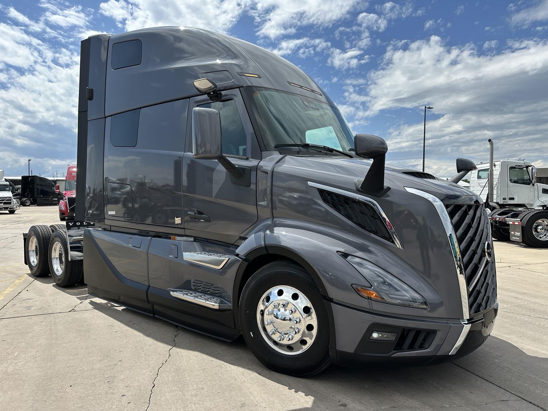 2026 Volvo VNL64T860