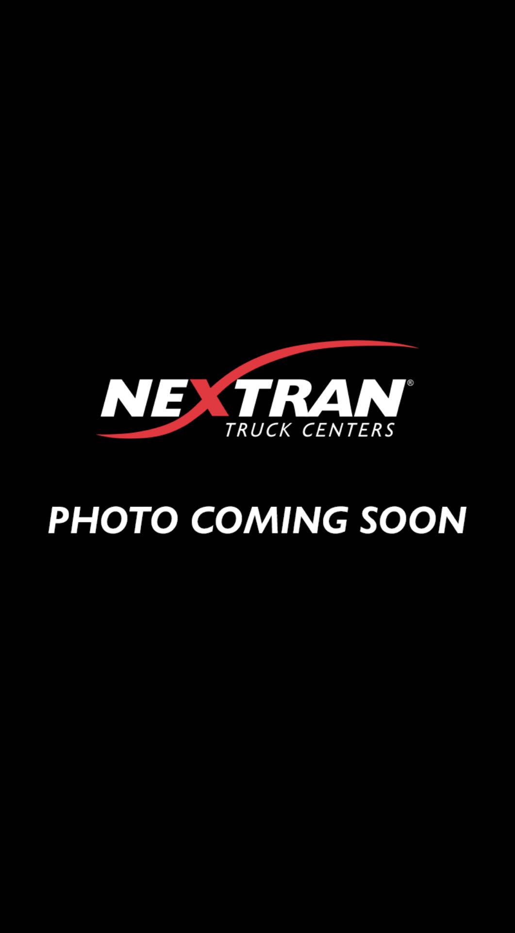 2021 Volvo VNL64T760