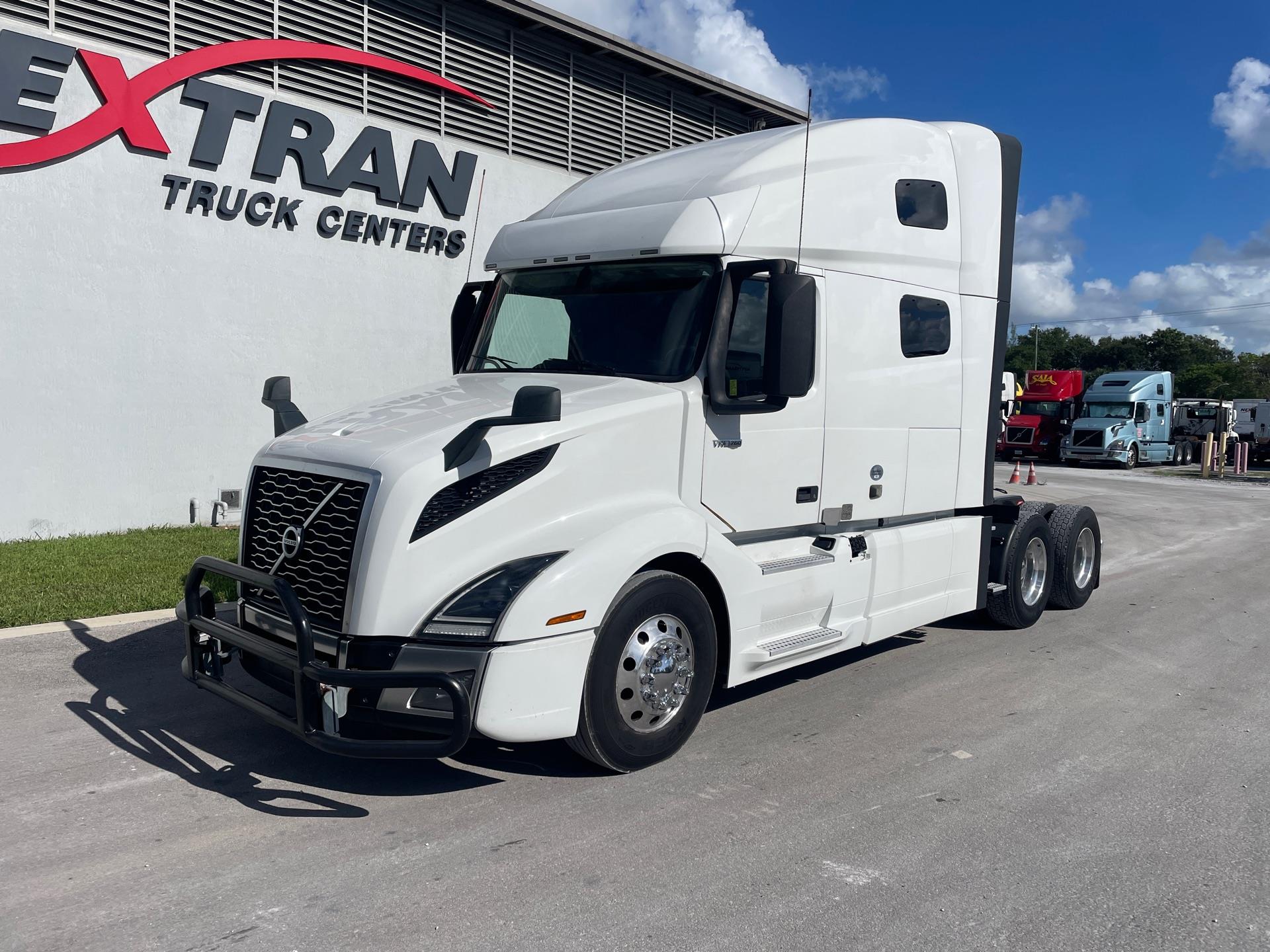 2021 Volvo VNL64T760