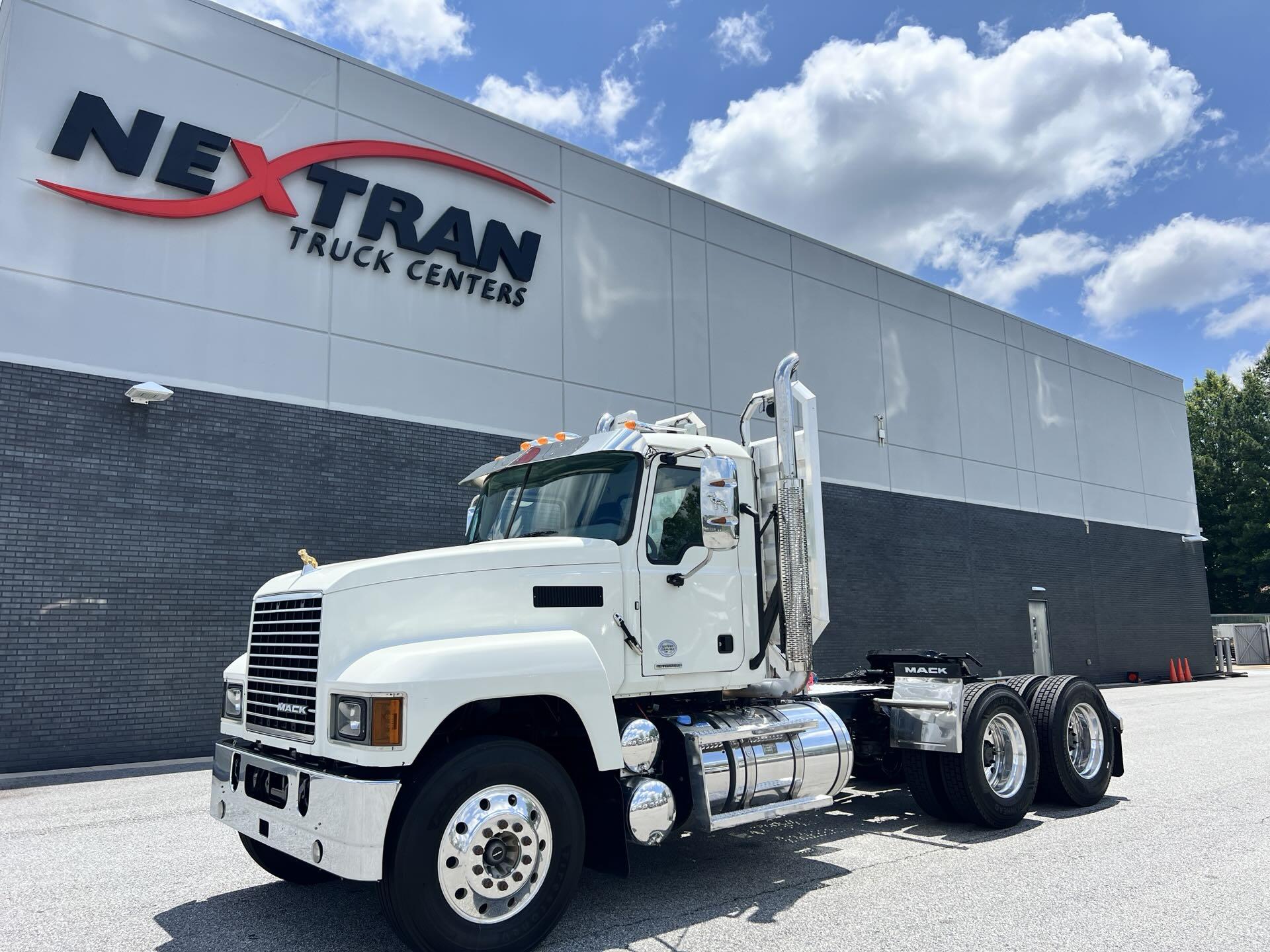 2019 Mack PI64T