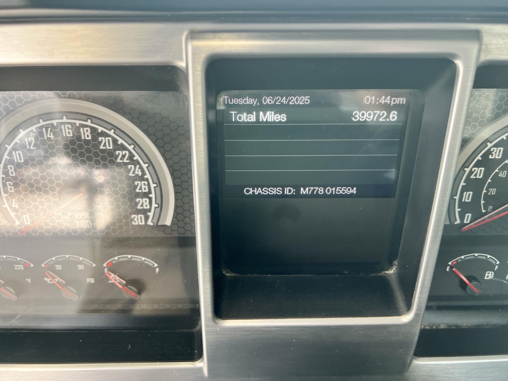 2025 Mack - image 17