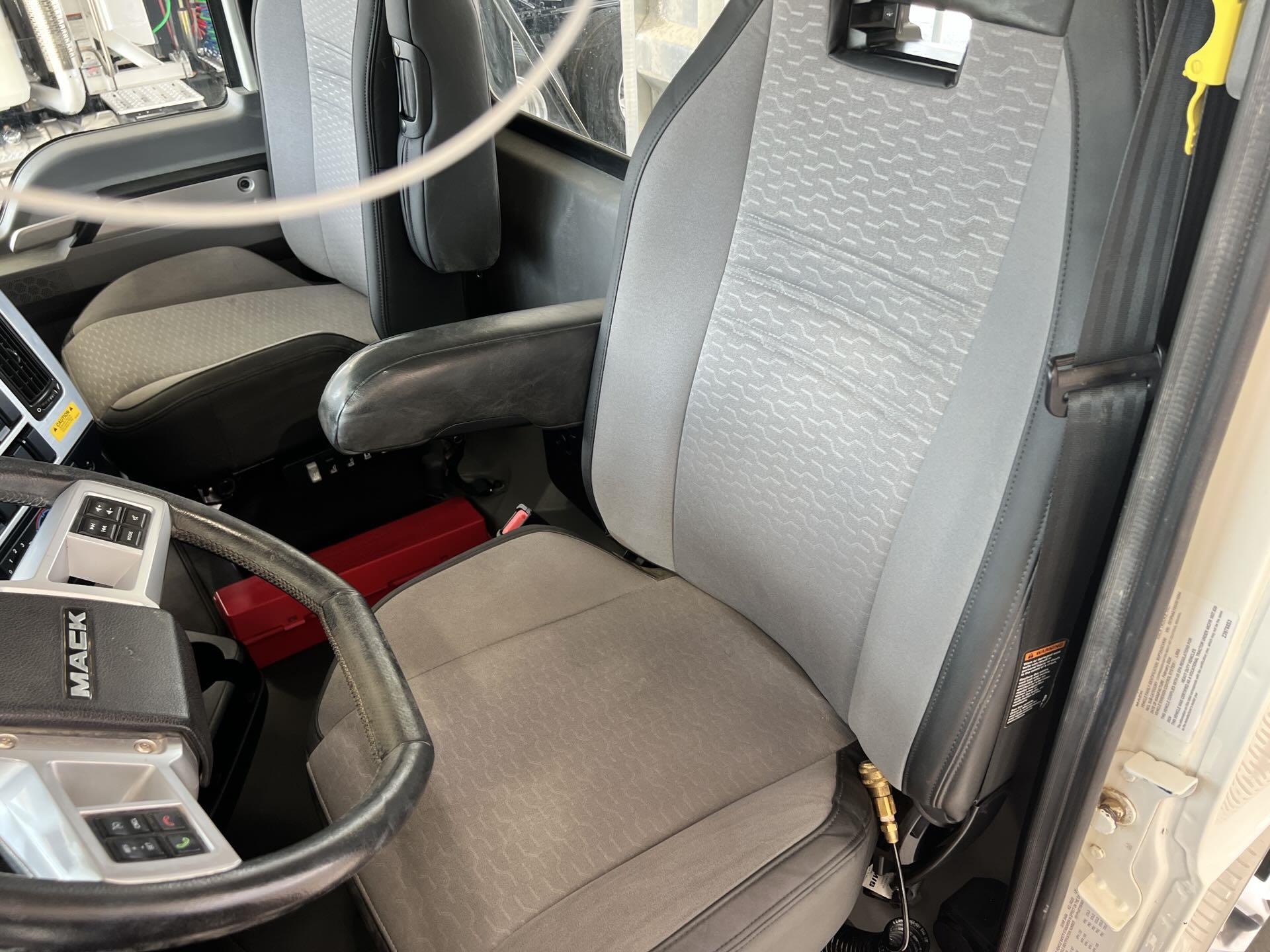 2025 Mack - image 19