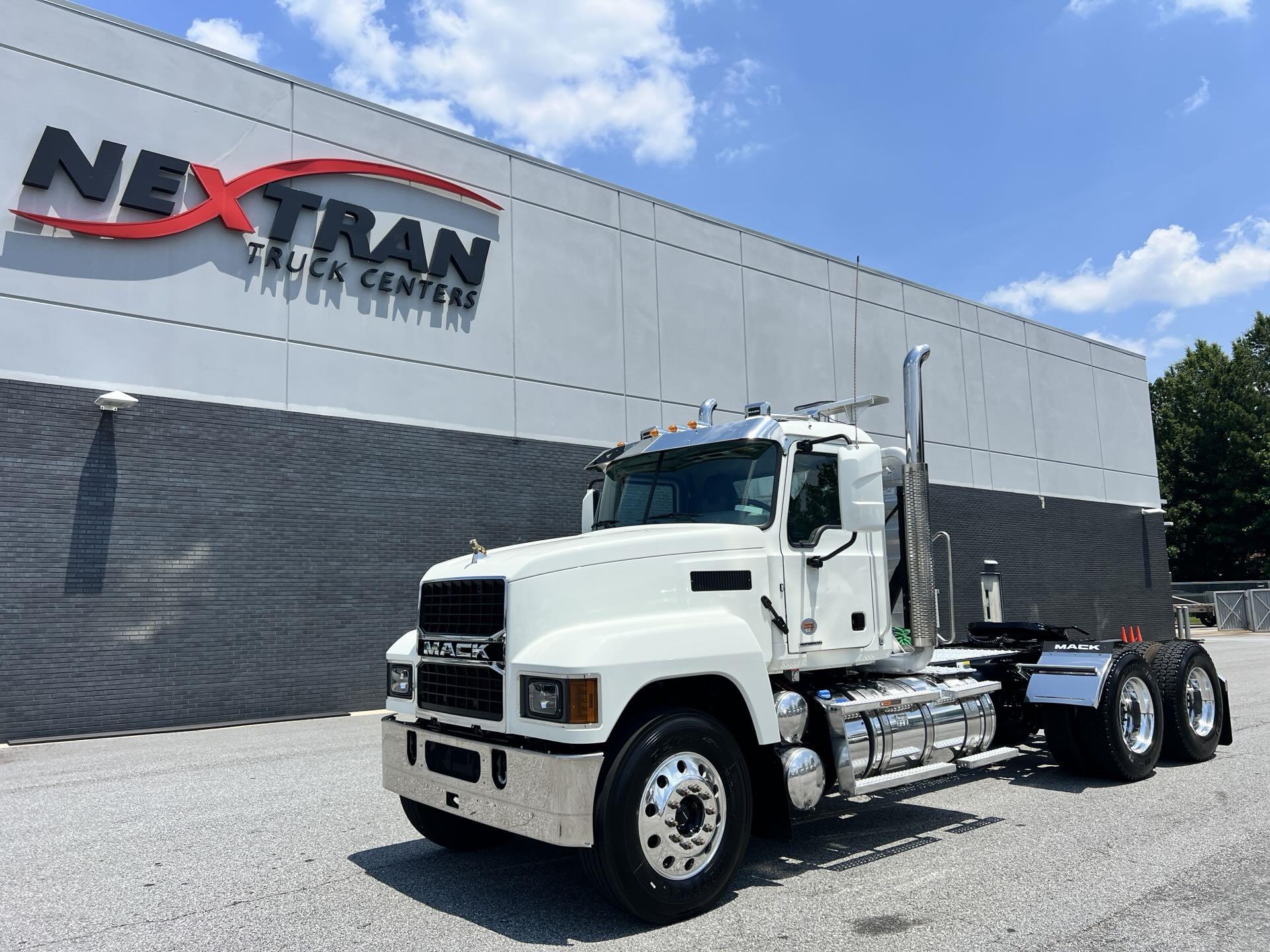2025 Mack PI64T