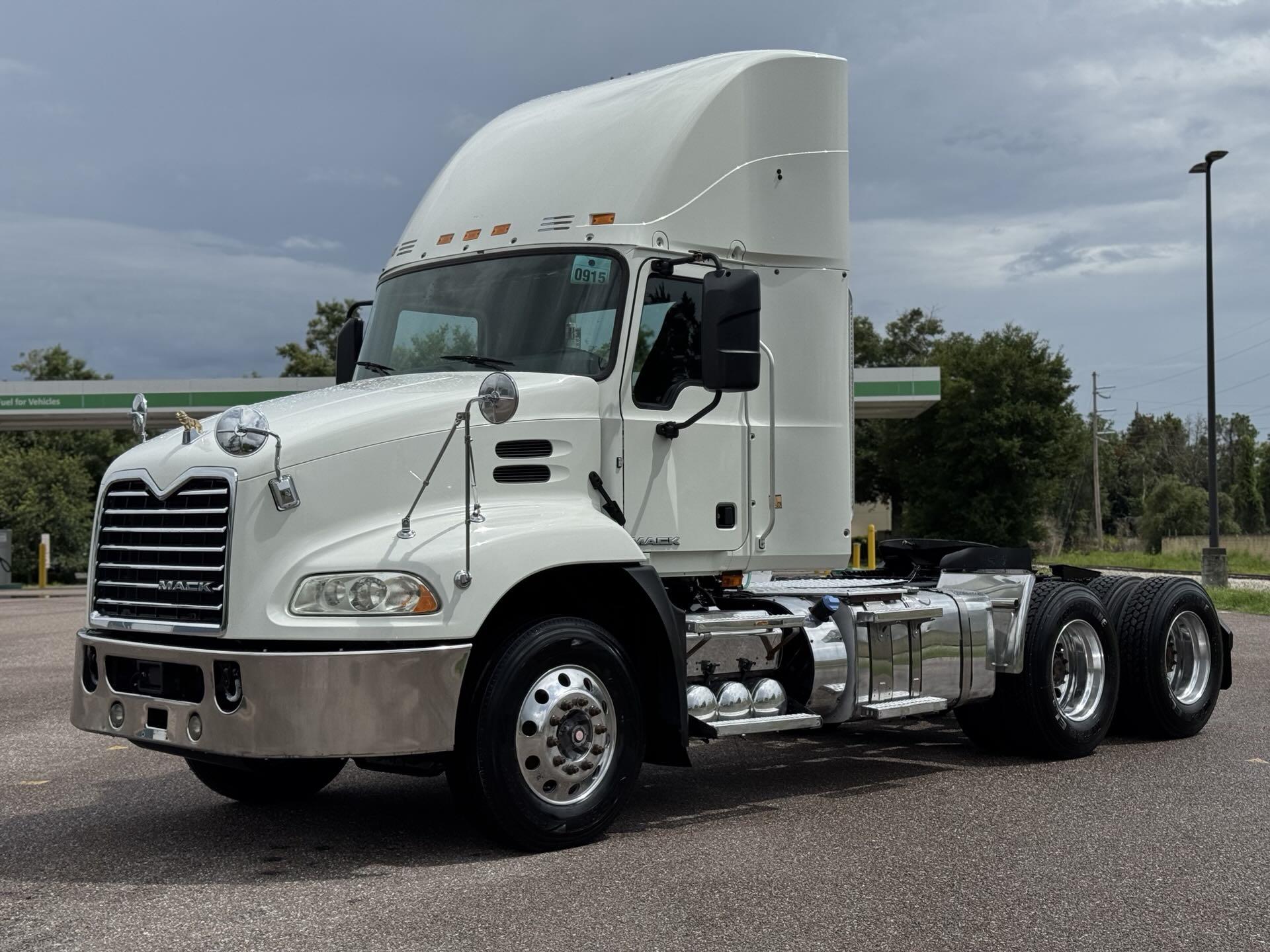 2018 Mack CXU613