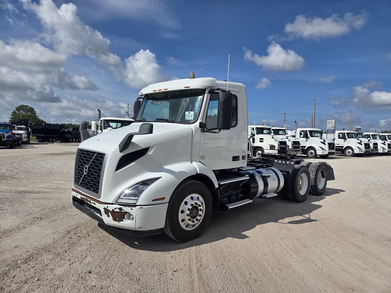 2019 Volvo VNR64T300