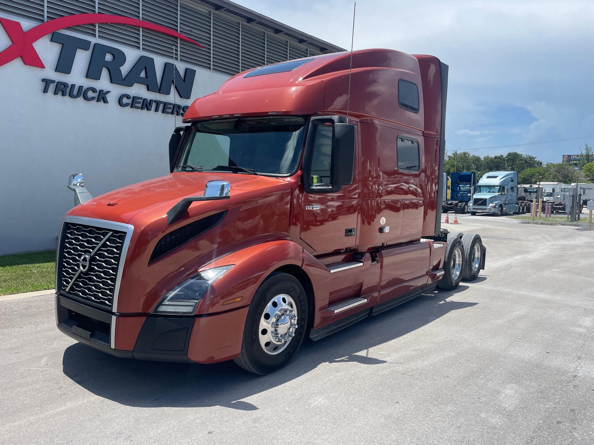2021 Volvo VNL64T860