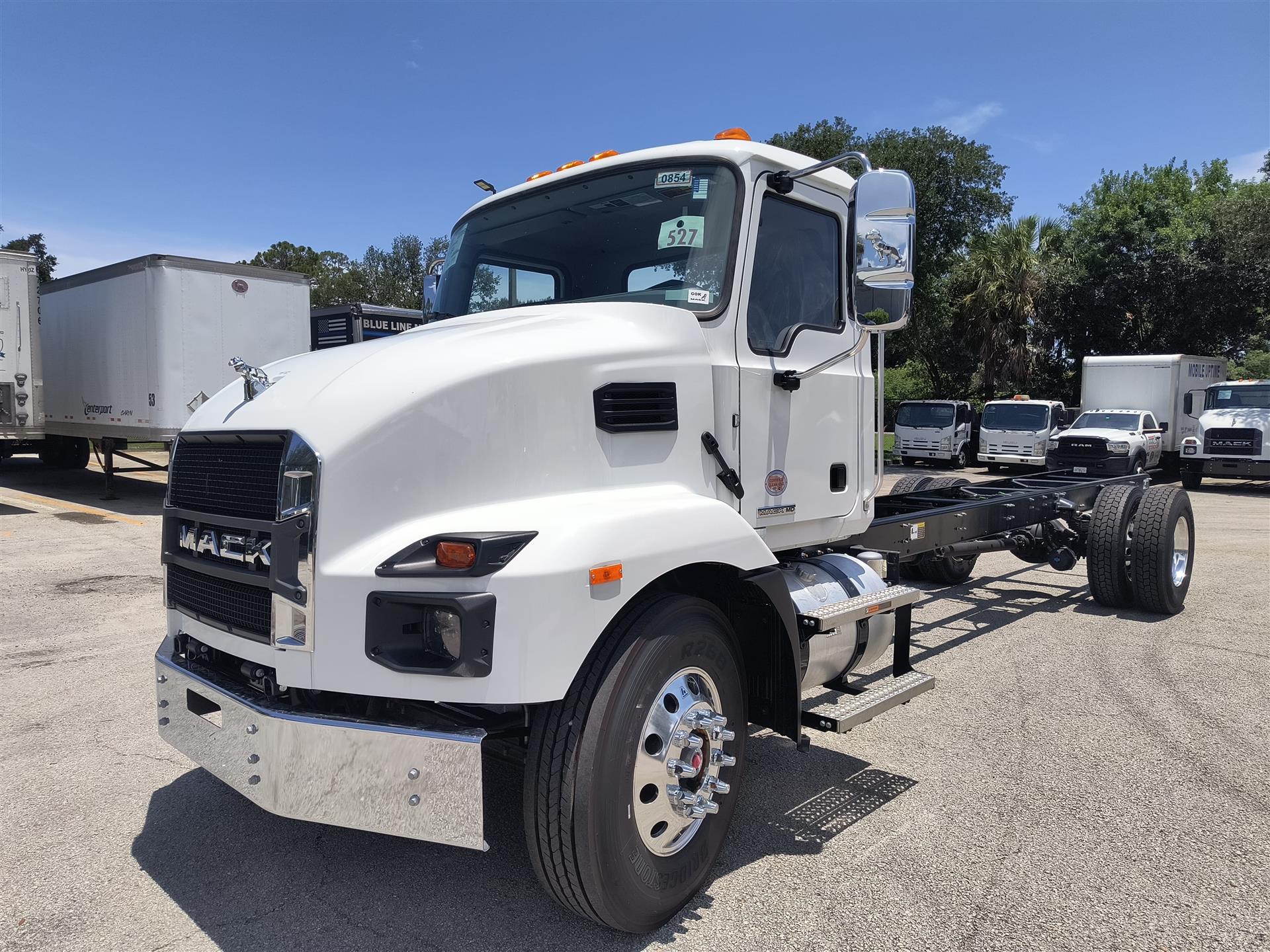 2025 Mack MD7 42R