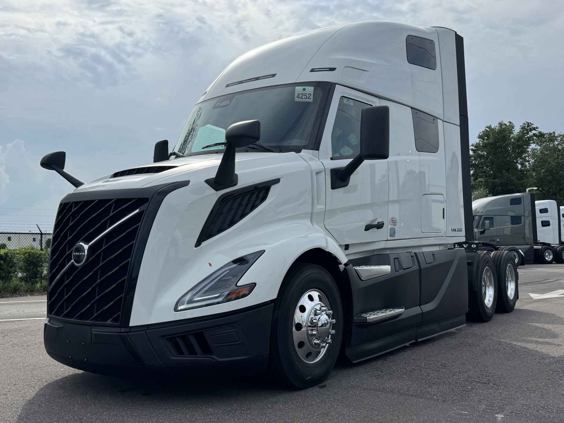2026 Volvo VNL64T660