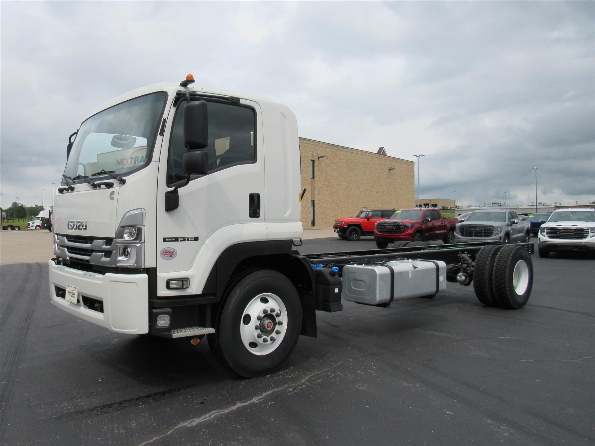 2025 Isuzu FTR Diesel