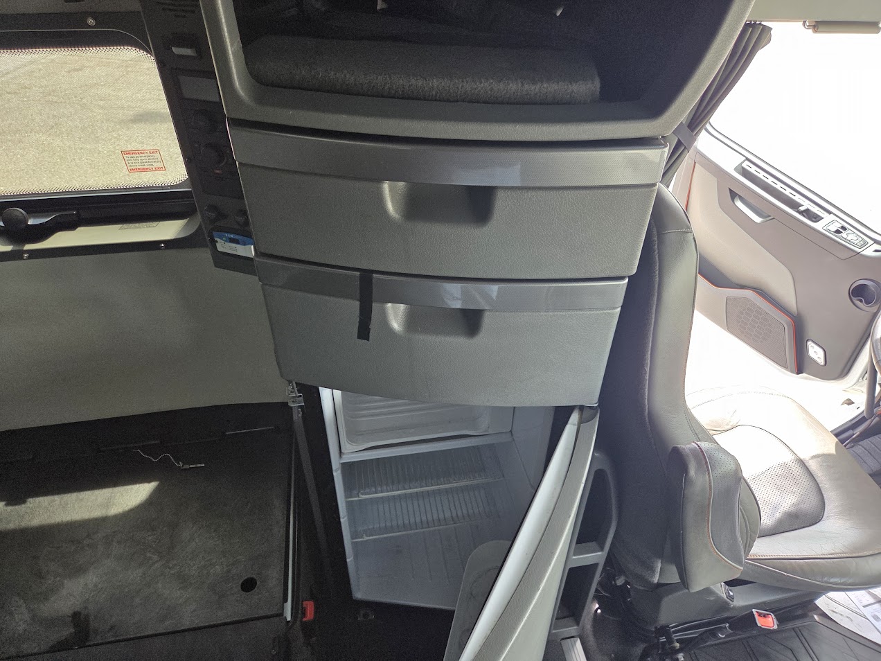 2023 Volvo - image 19