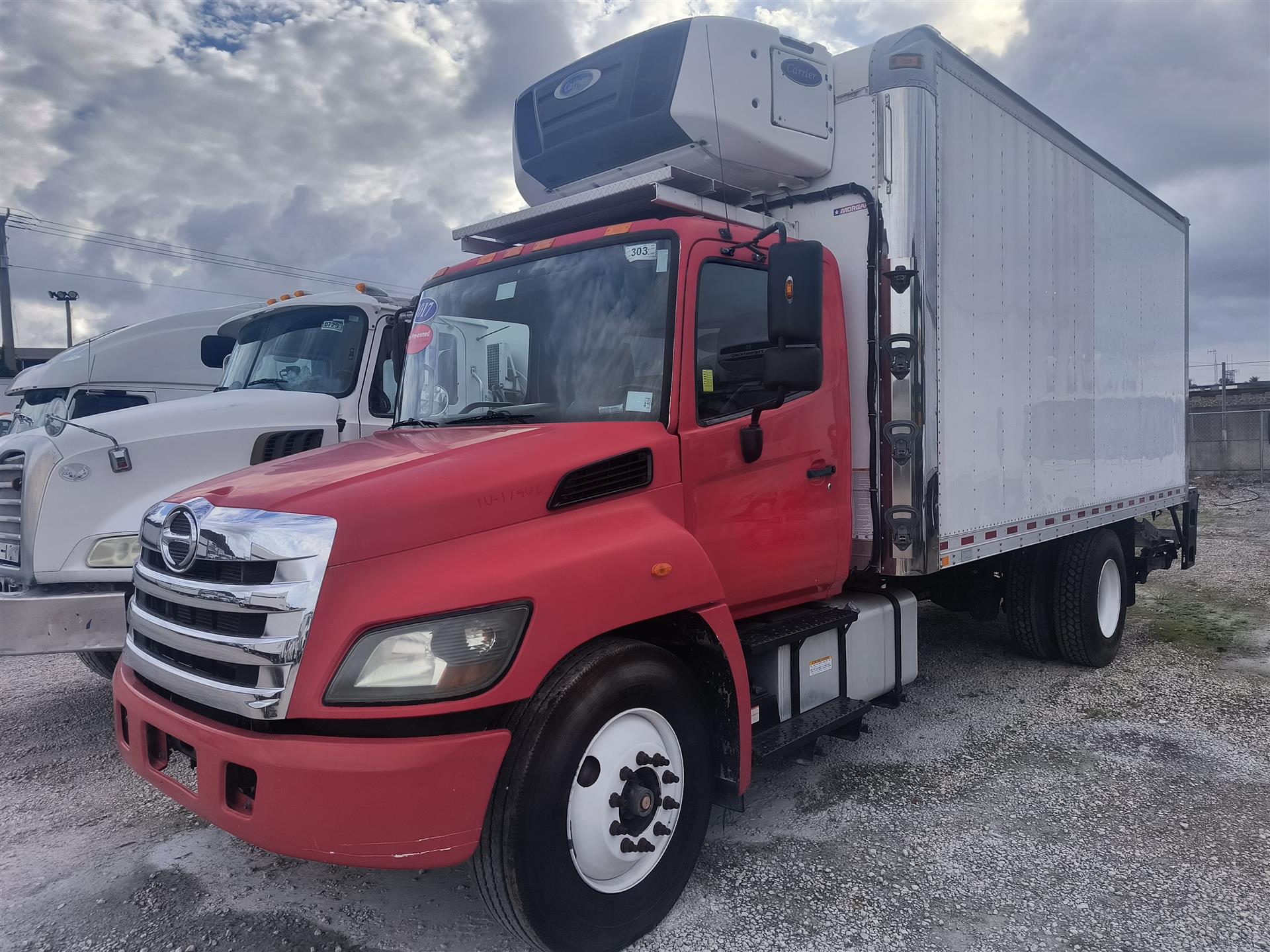 2017 Hino 268A