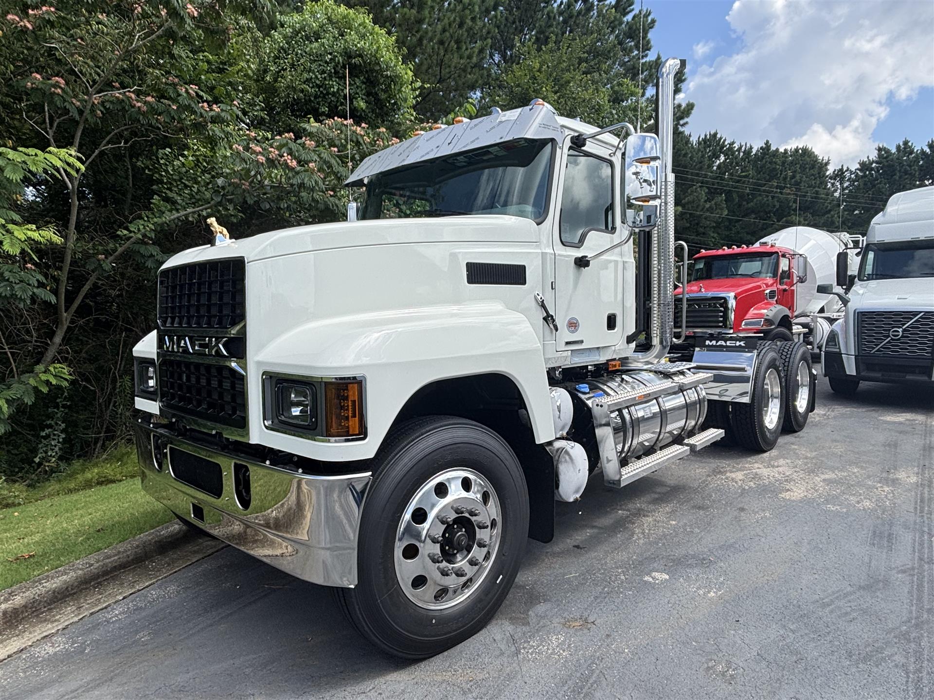 2026 Mack PI64T