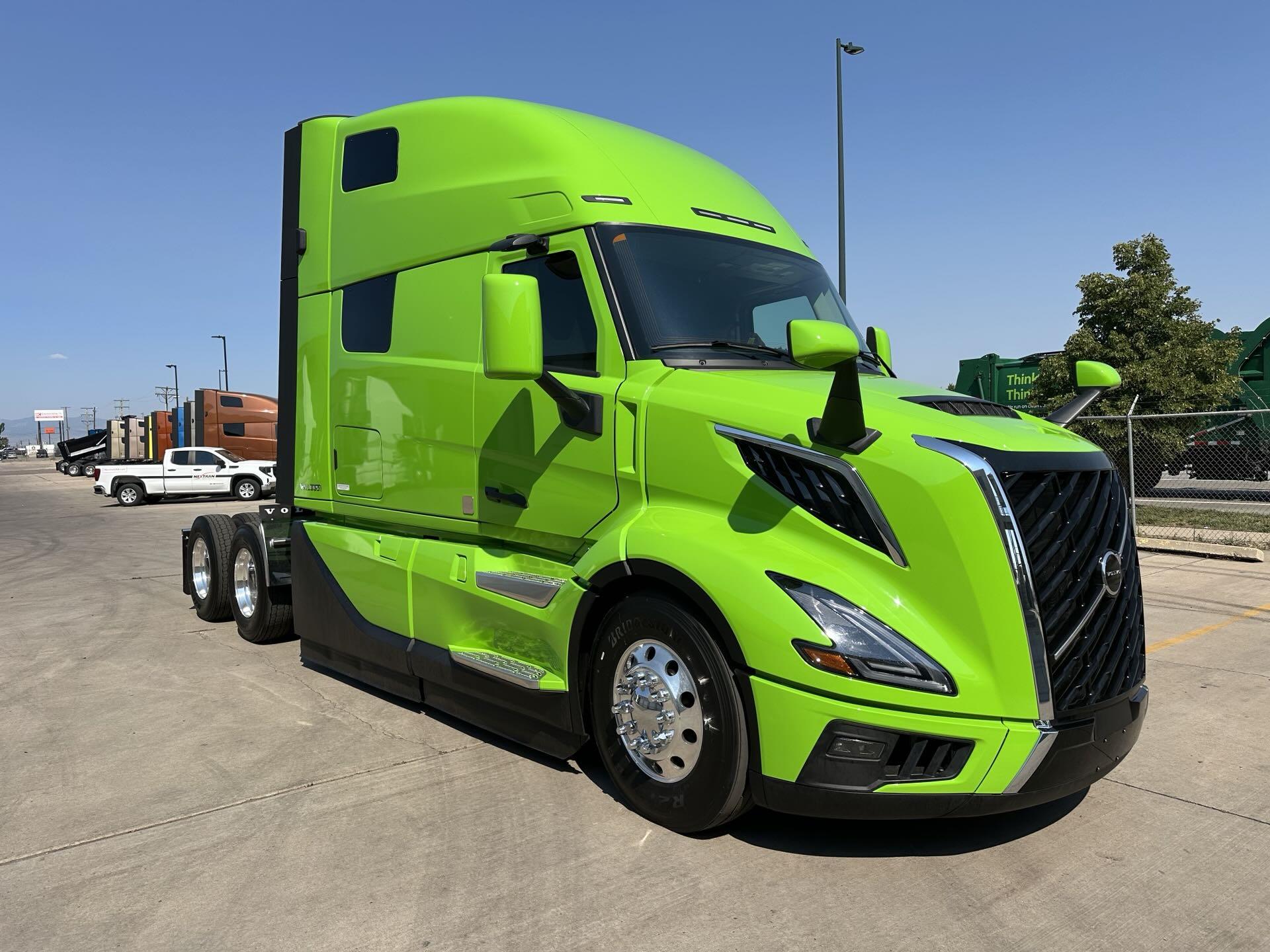 2026 Volvo - image 2