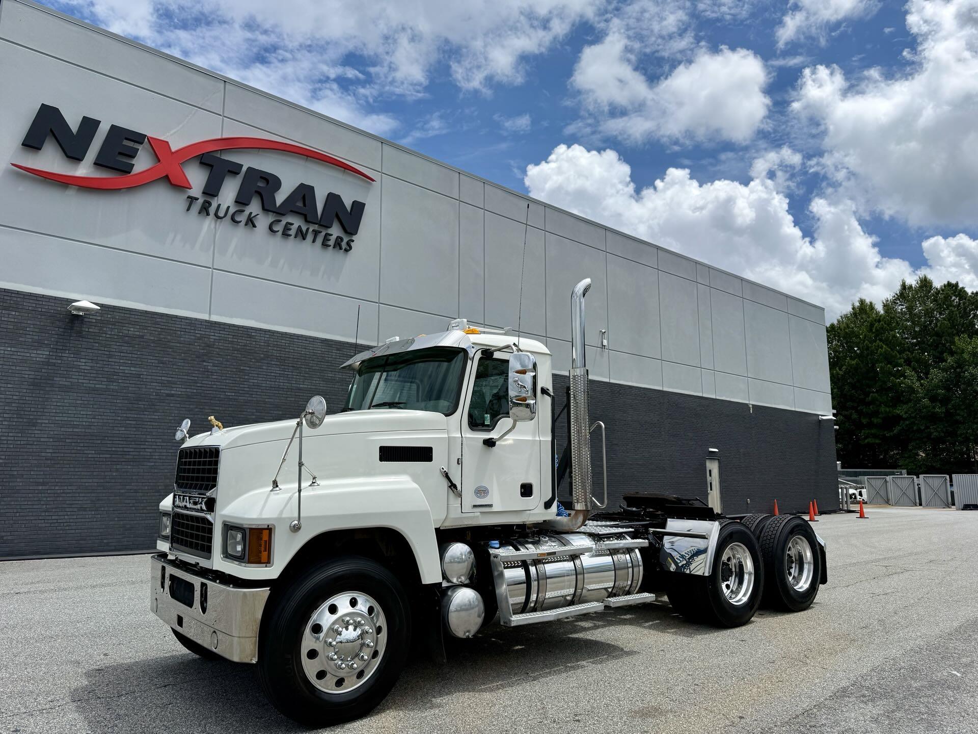 2021 Mack PI64T