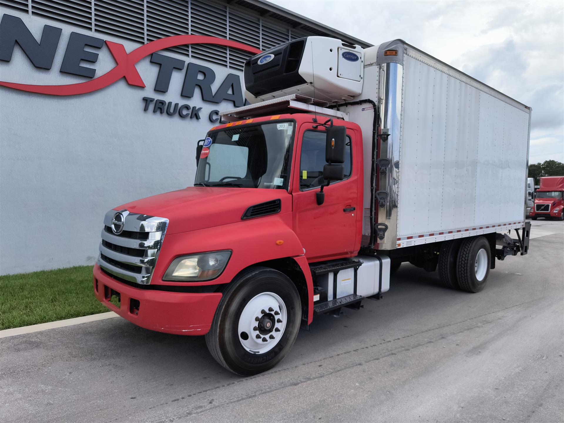 2017 Hino 268A