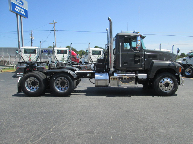 2021 Mack - image 5