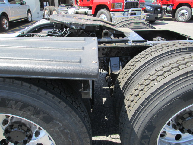 2021 Mack - image 11