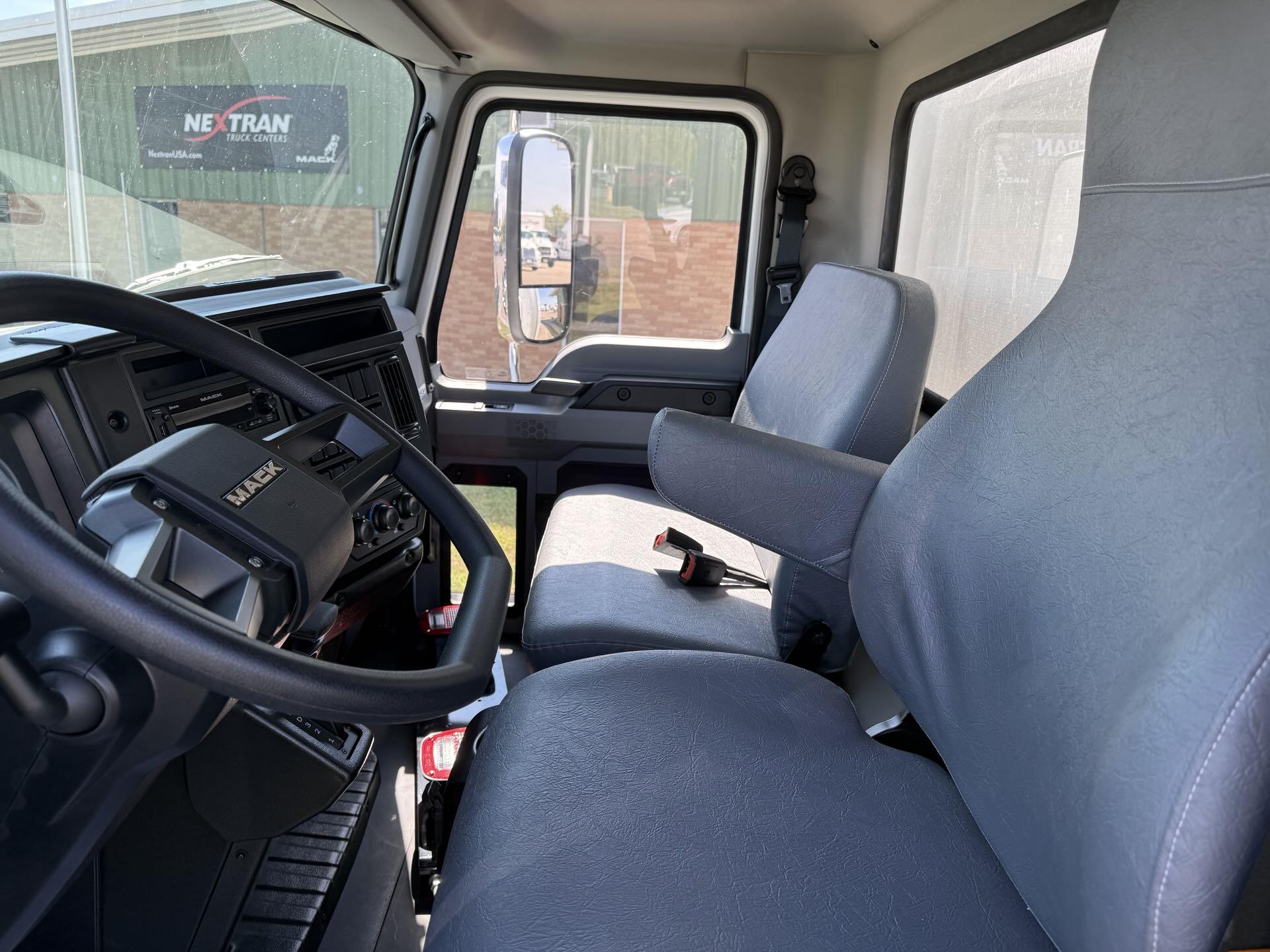 2025 Mack - image 9