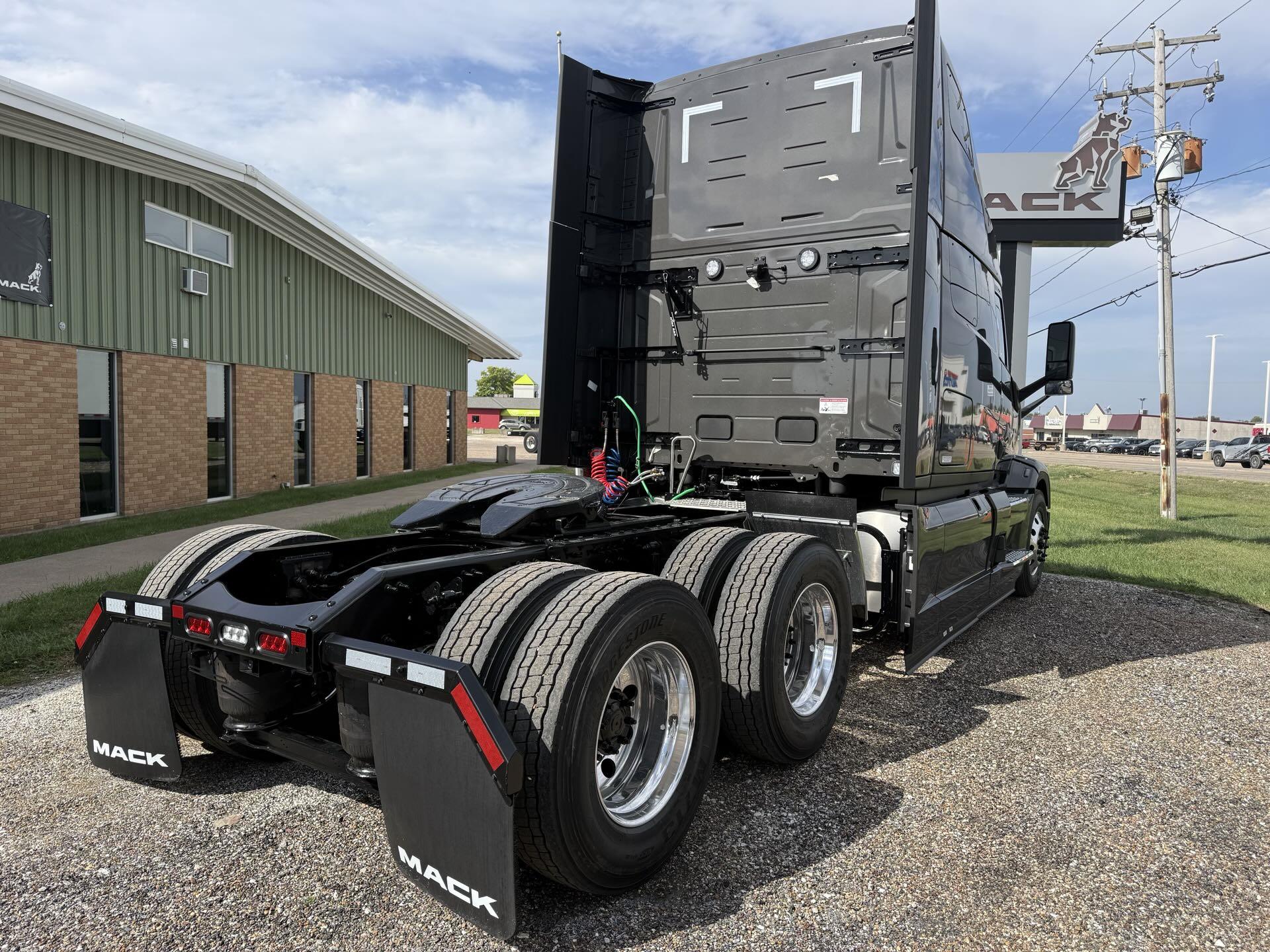 2026 Mack - image 5